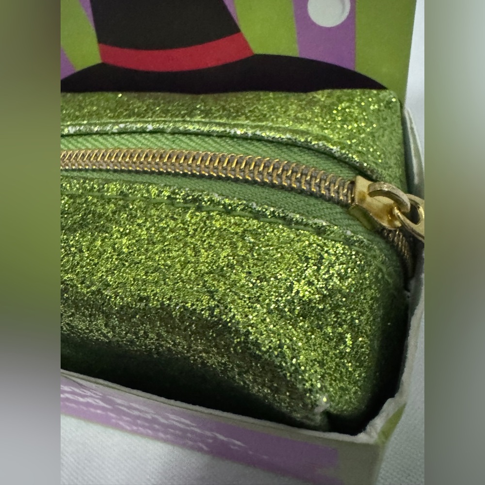 Pinch Provisions Wicked You’re a Good Witch Minimergecy Kit - Picture 2 of 4